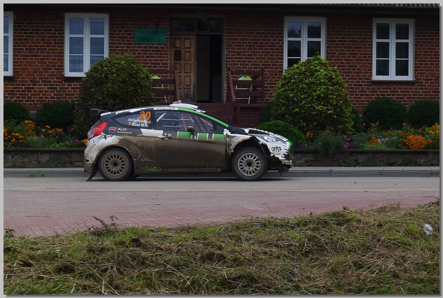 P1080090.JPG (188 KB)