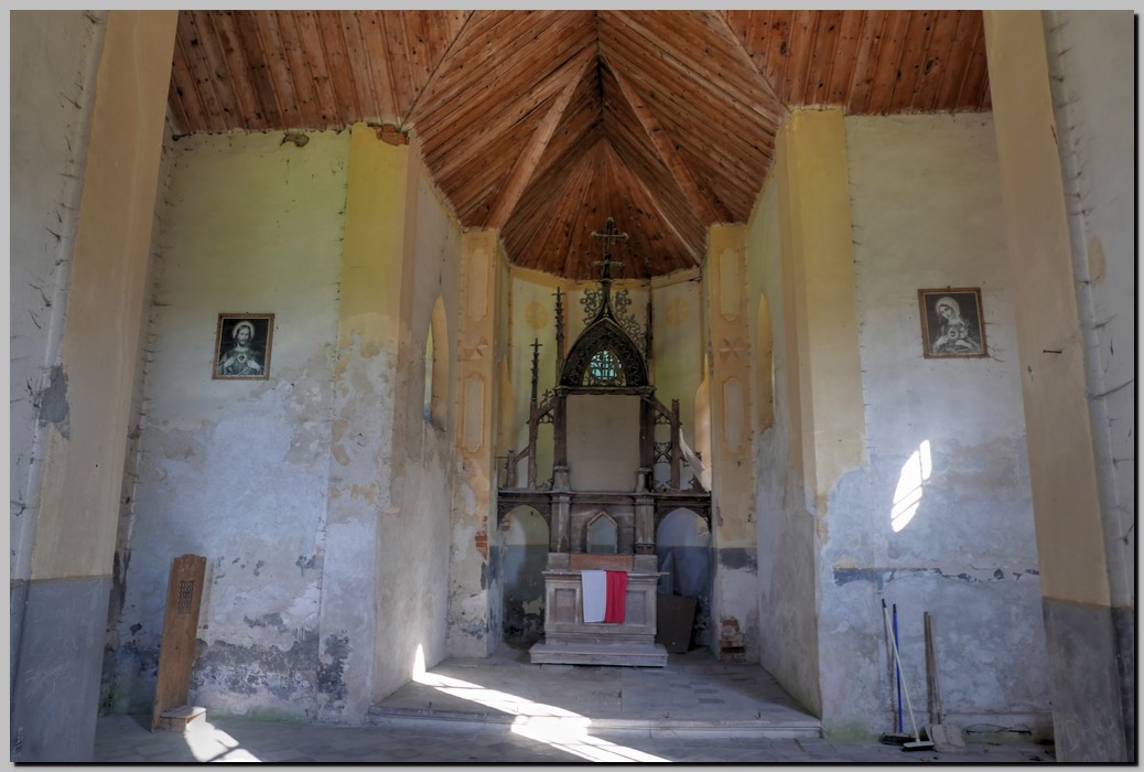 P1670433_4_5.jpg (176 KB)