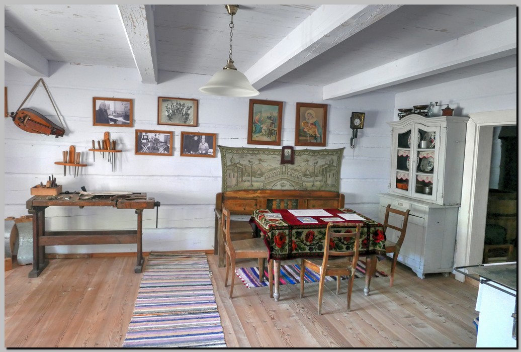 P1670475_6_7.jpg (207 KB)