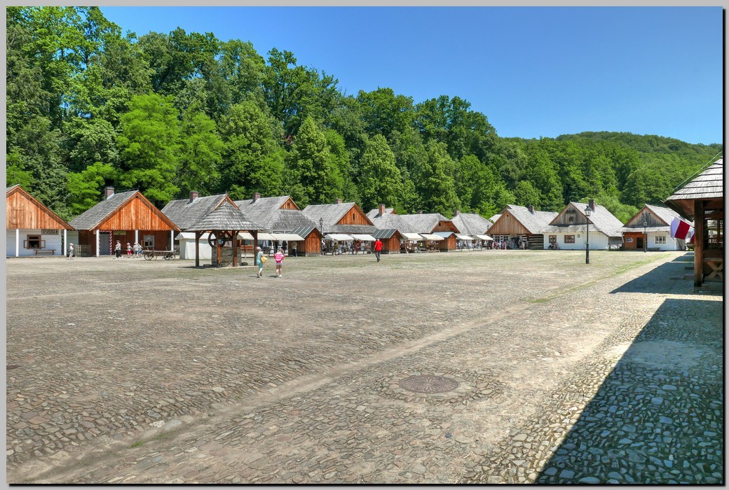 P1670478_79_80.jpg (329 KB)