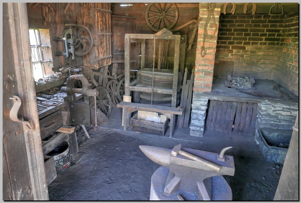 P1670505_6_7.jpg (240 KB)