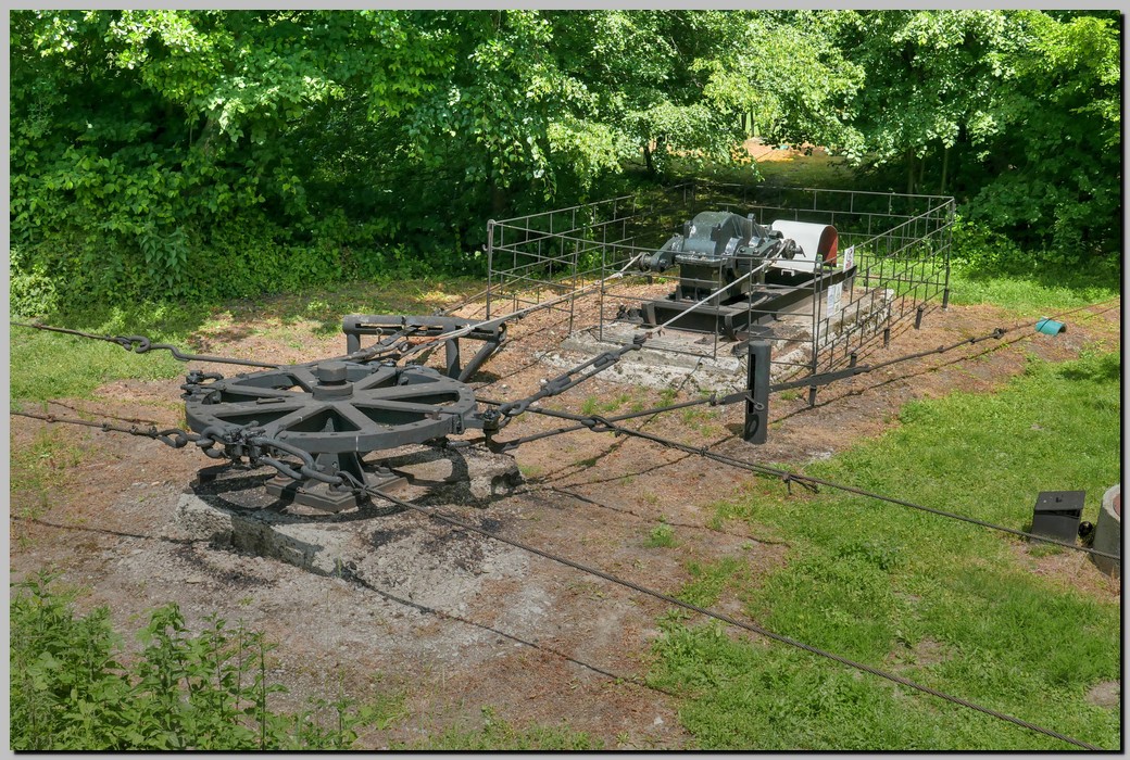 P1670532_3_4.jpg (384 KB)