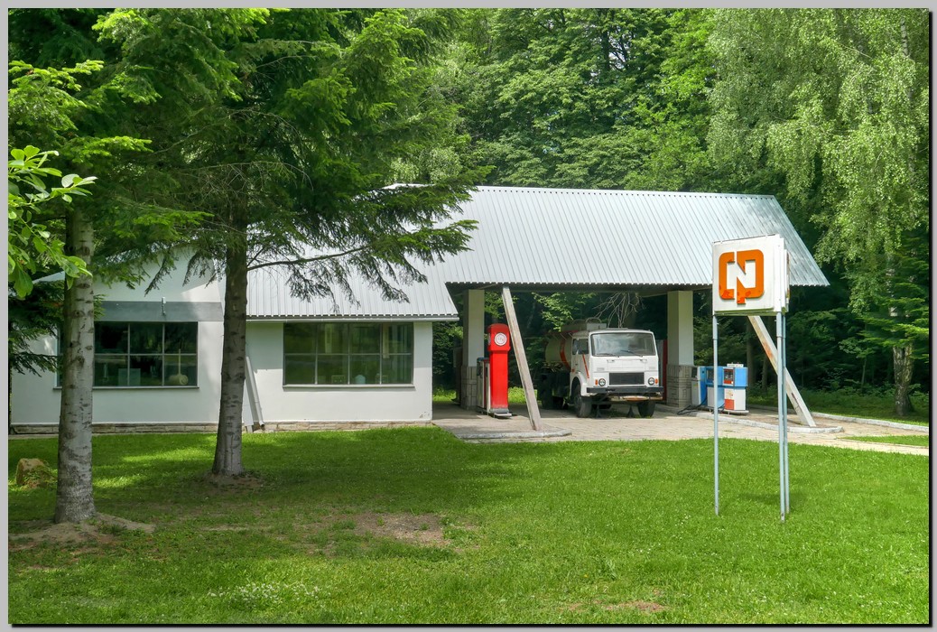 P1670553_4_5.jpg (335 KB)