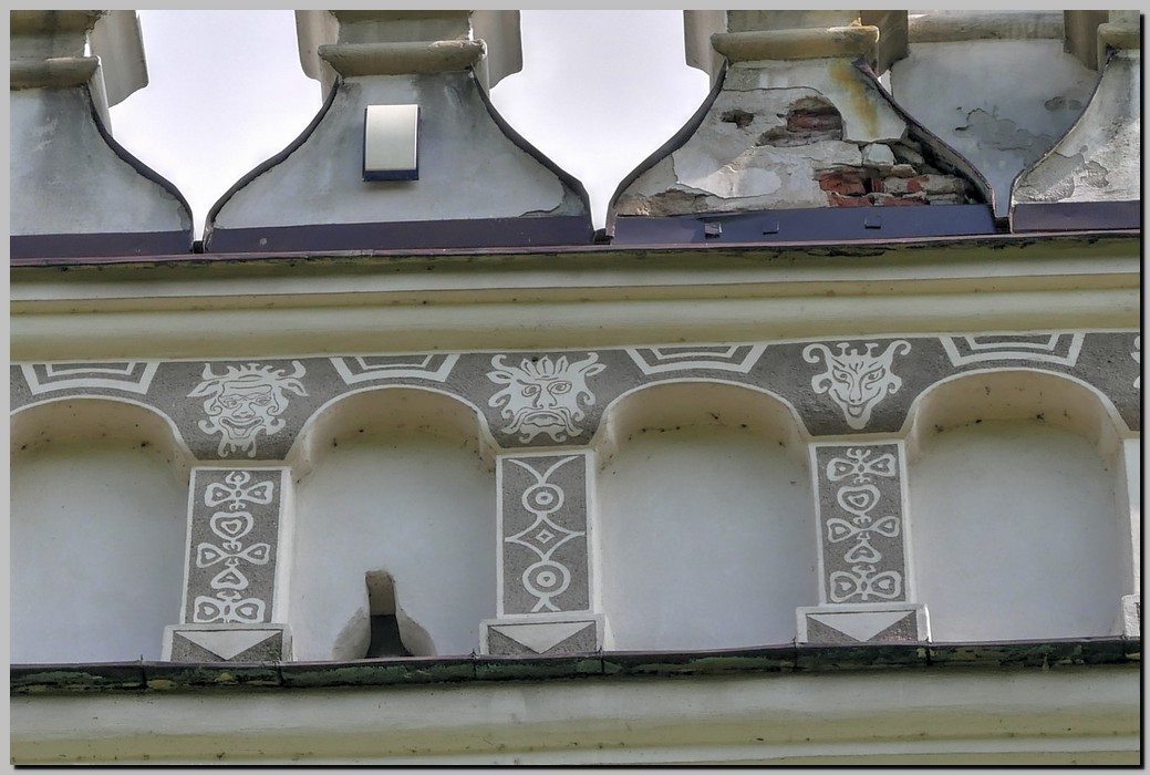 P1670649_50_51.jpg (188 KB)