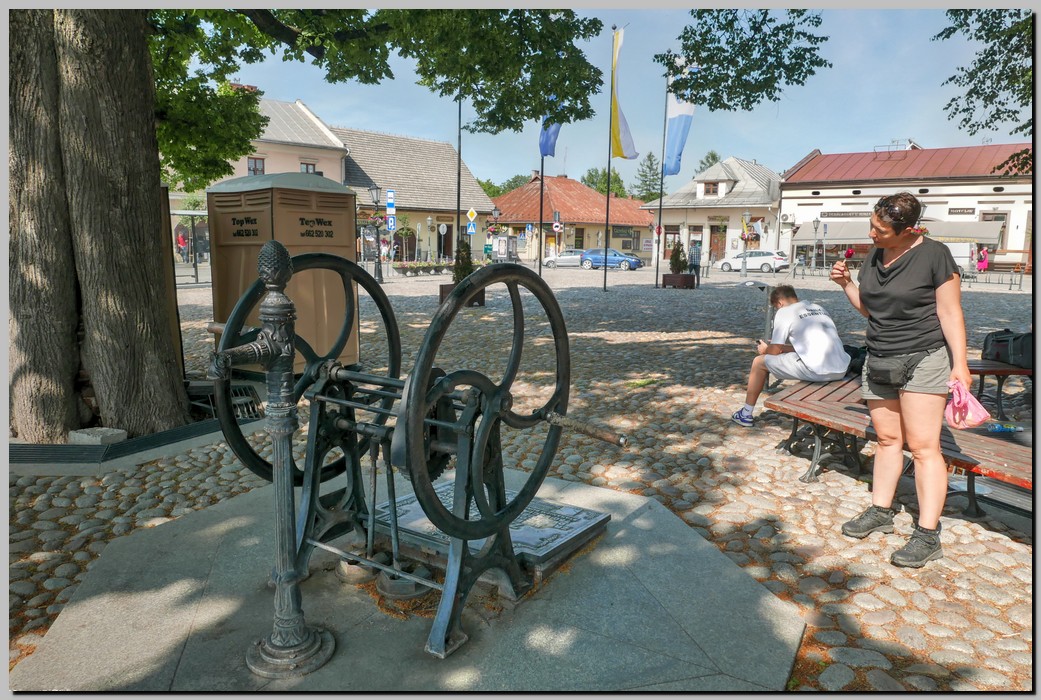 P1670721_2_3.jpg (306 KB)