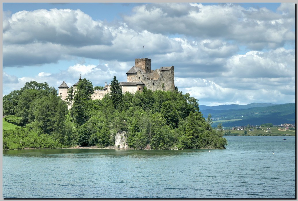 P1670790_1_2.jpg (249 KB)