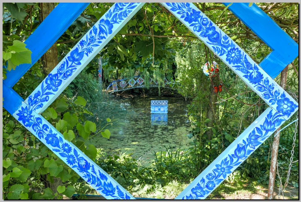 P1670829_30_31.jpg (376 KB)