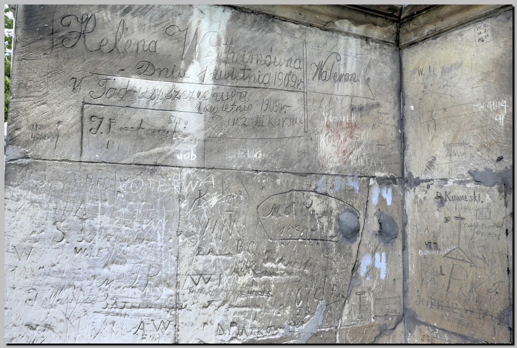 P1670904_5_6.jpg (301 KB)