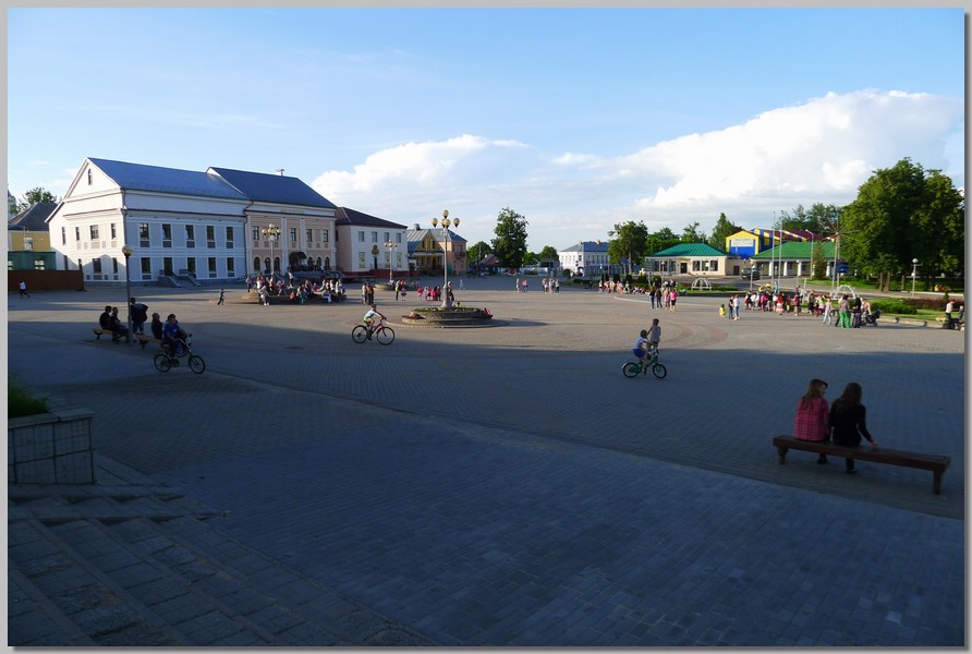 P1050810.jpg (103 KB)