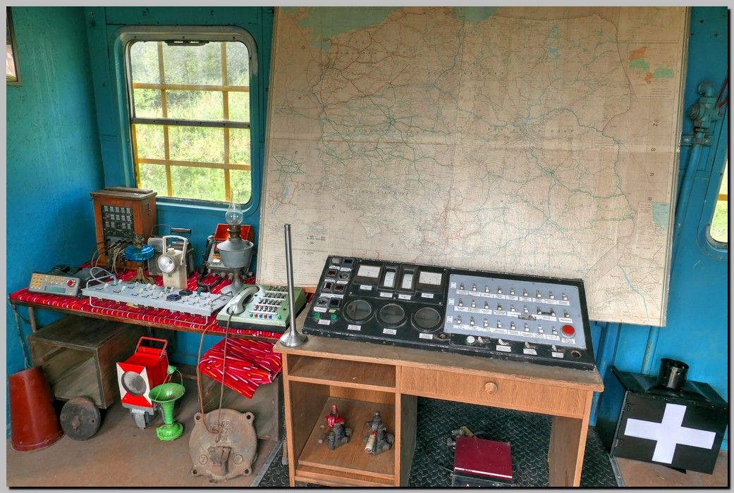 P1670918_19_20.jpg (255 KB)