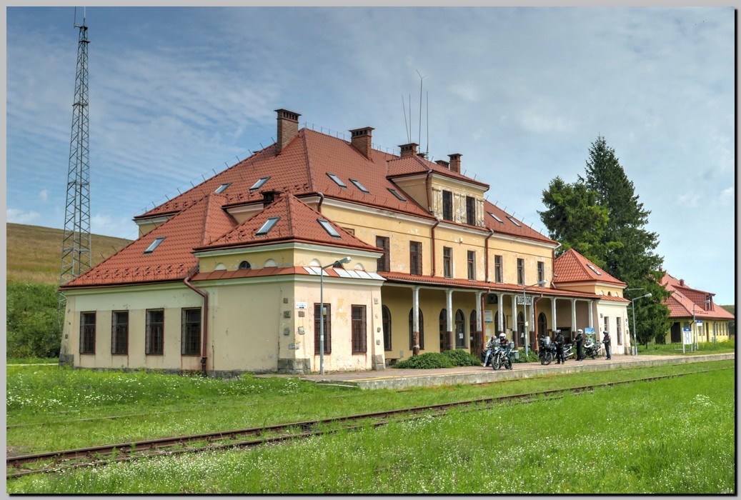 P1670937_8_9.jpg (248 KB)