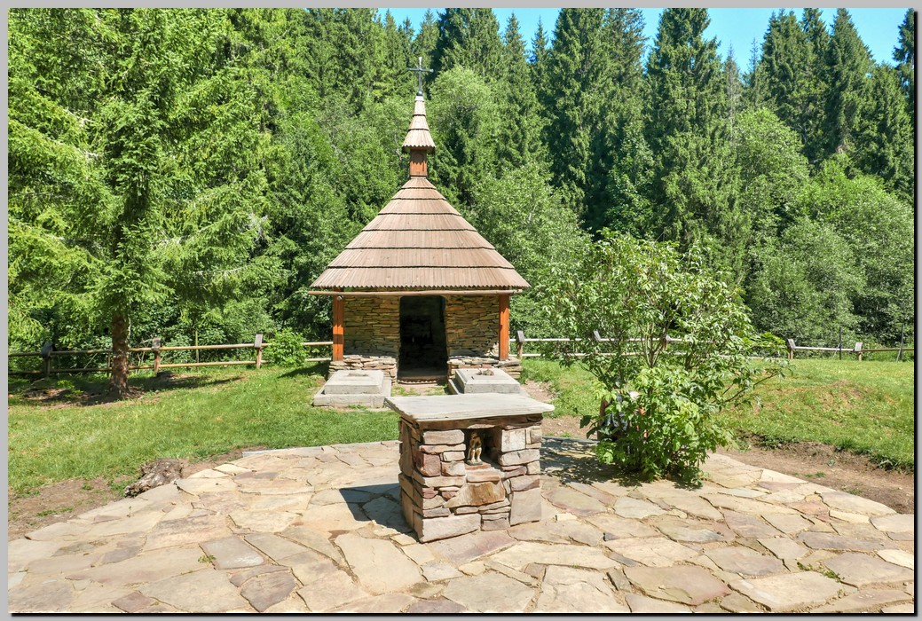 P1680109_10_11.jpg (406 KB)