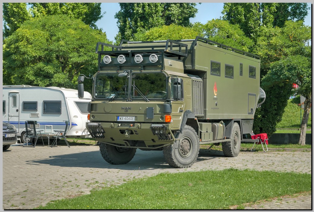 P1680235_6_7.jpg (331 KB)