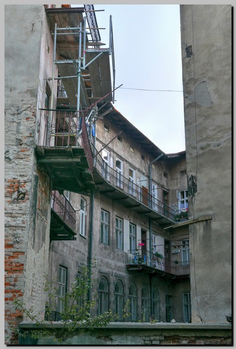 P1680283_4_5.jpg (134 KB)