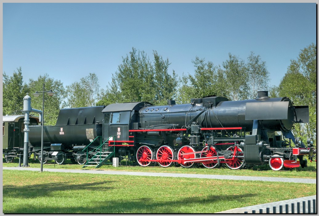 P1680316_7_8.jpg (276 KB)