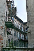 P1680283_4_5.jpg(134 KB)