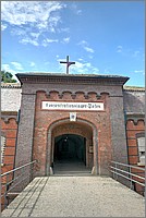 P1640278_79_80.jpg(129 KB)