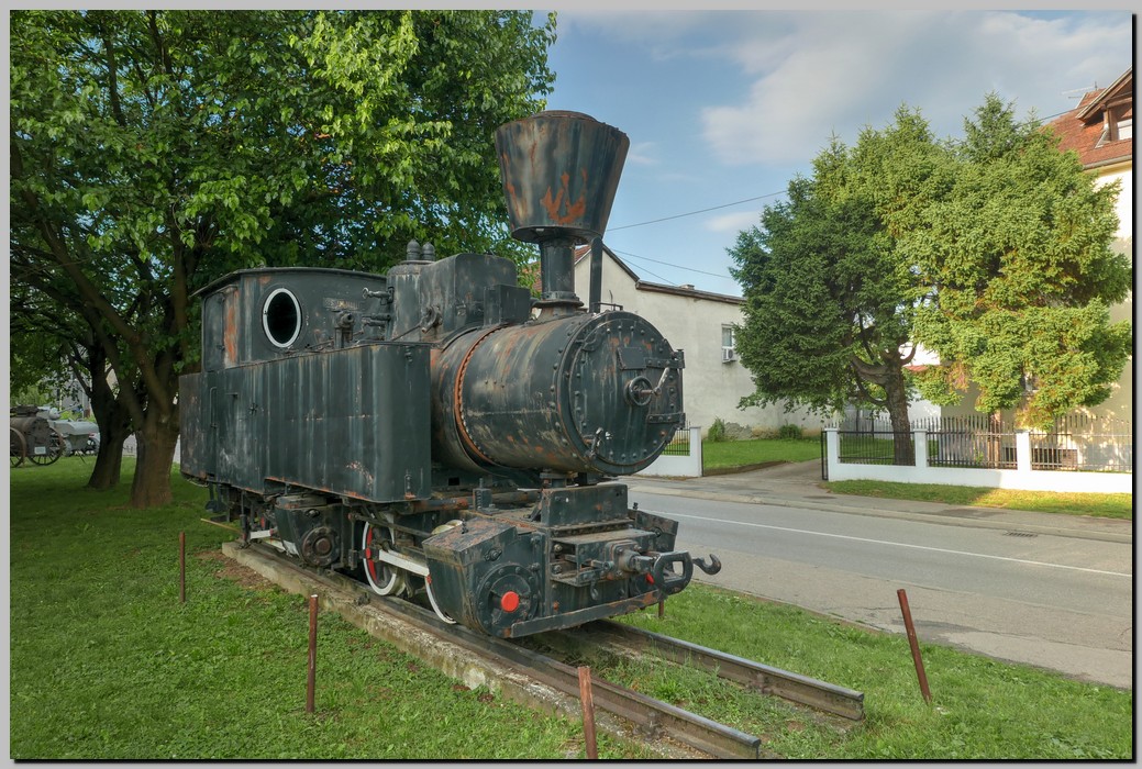 P1500376_7_8.jpg (307 KB)