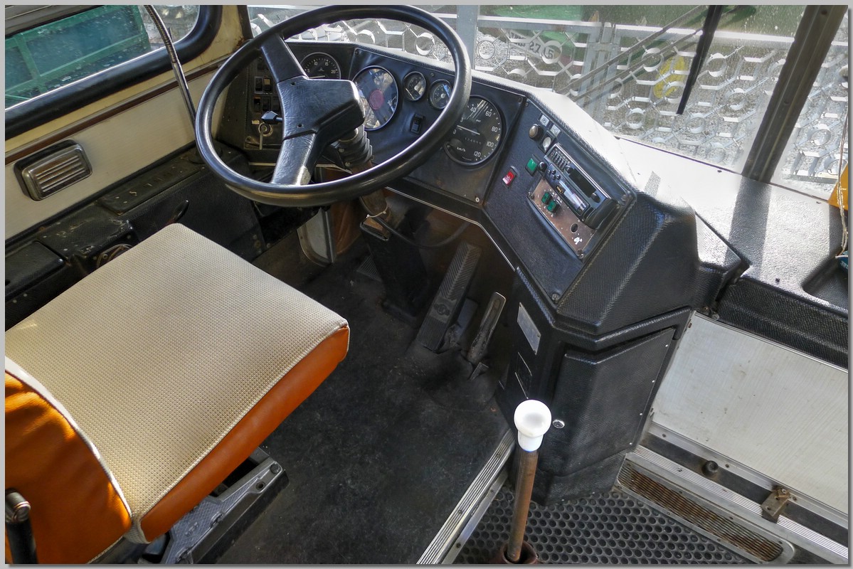 P1330988_89_90.jpg (282 KB)