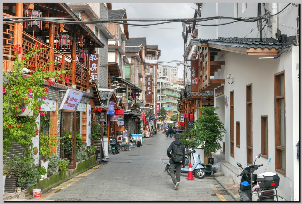 P1690051_2_3.jpg (310 KB)