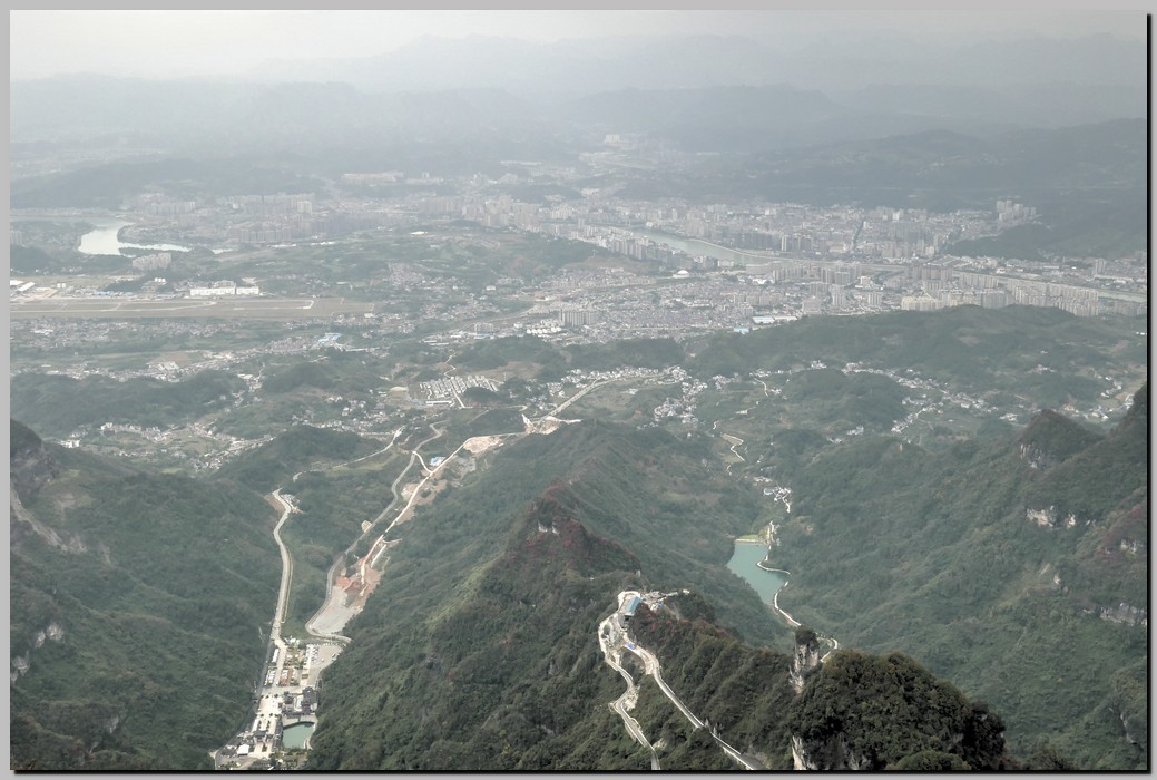 P1690319_20_21.jpg (203 KB)