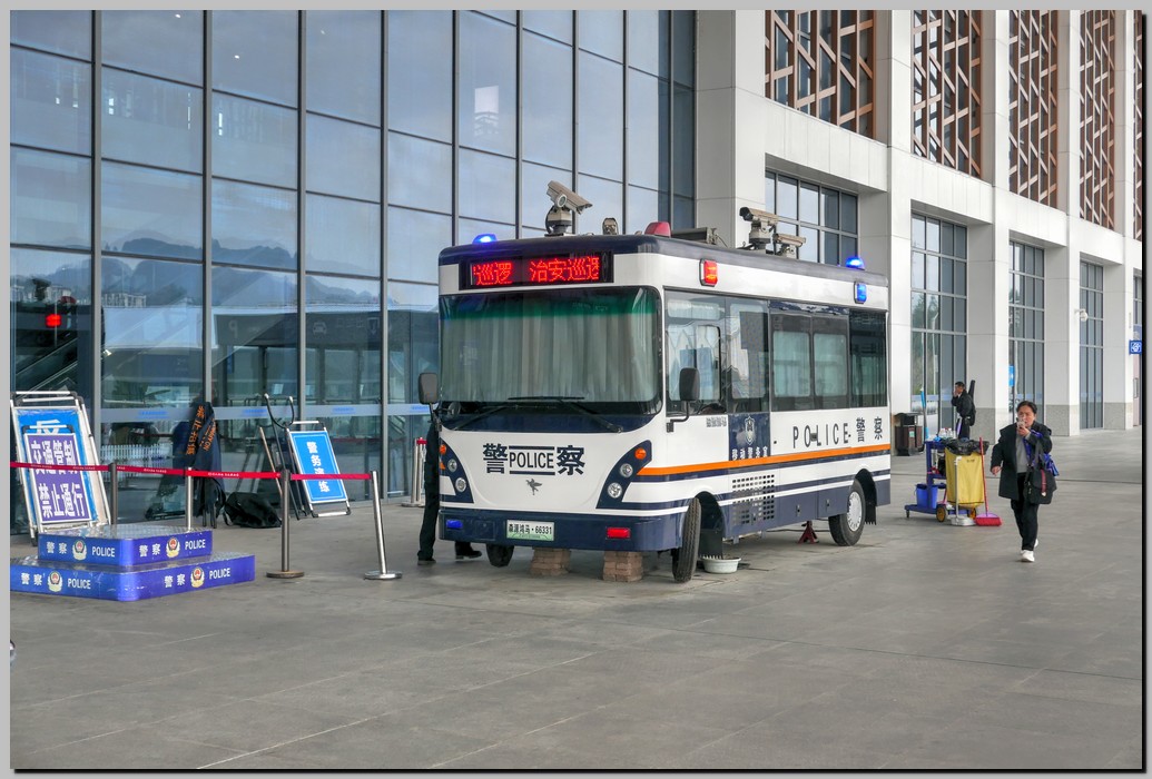 P1690340_1_2.jpg (222 KB)