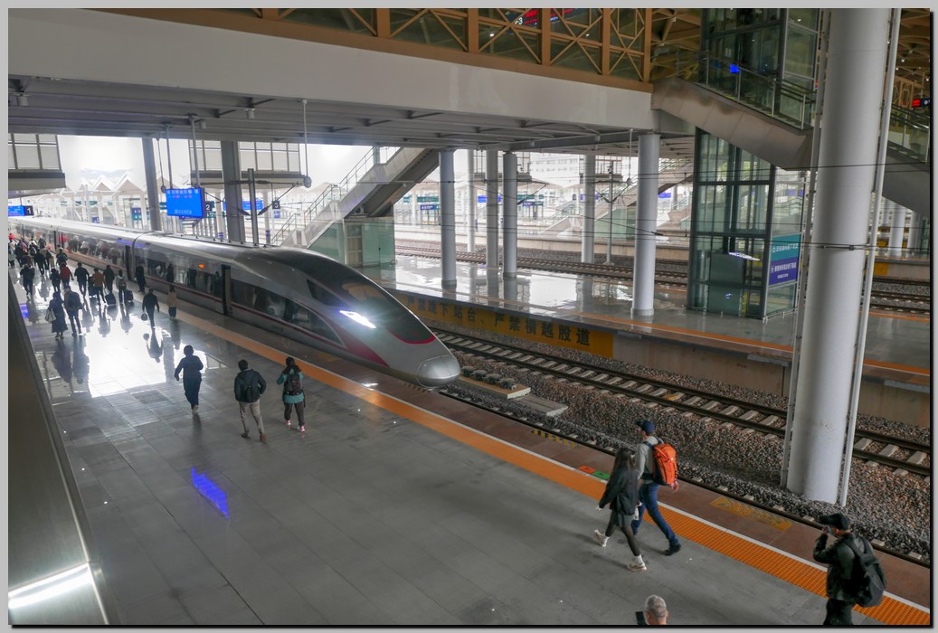 P1690343_4_5.jpg (218 KB)