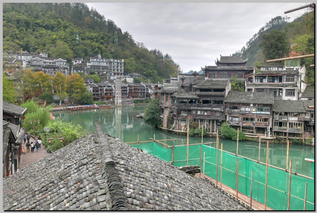 P1690352_3_4.jpg (314 KB)