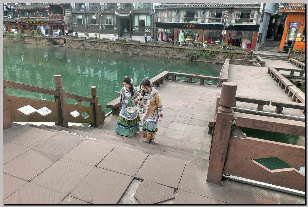 P1690406_7_8.jpg (265 KB)