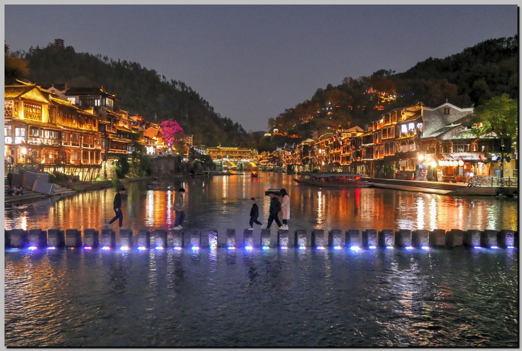 P1690466_7_8.jpg (255 KB)