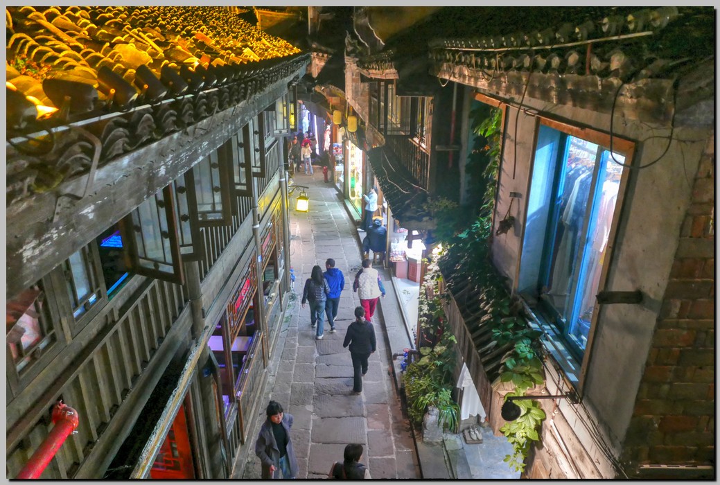 P1690481_2_3.jpg (274 KB)