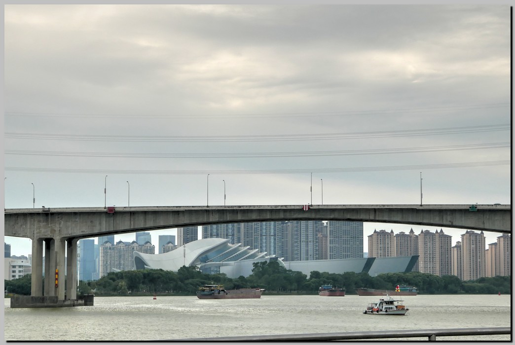 P1700299_300_301.jpg (157 KB)