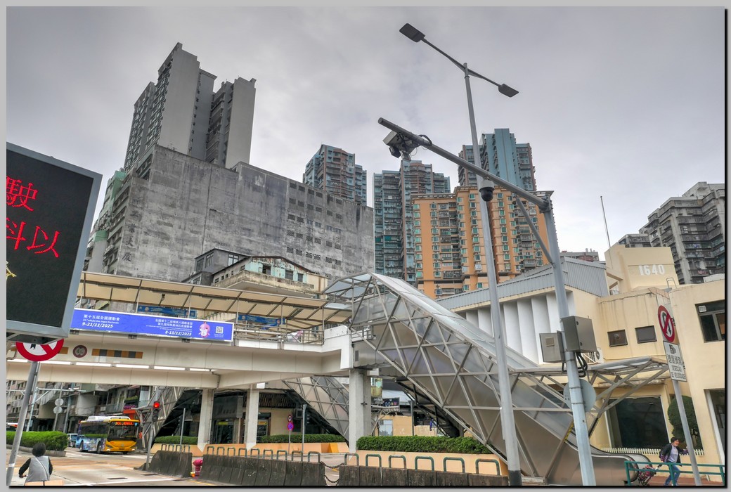 P1700436_7_8.jpg (234 KB)