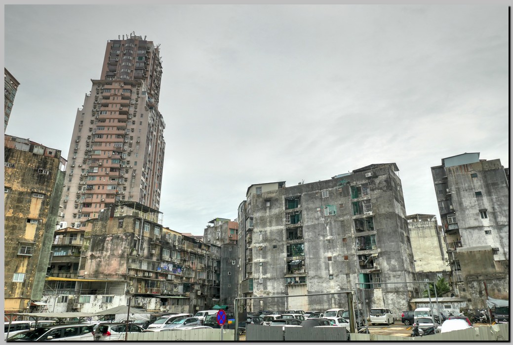 P1700445_6_7.jpg (225 KB)