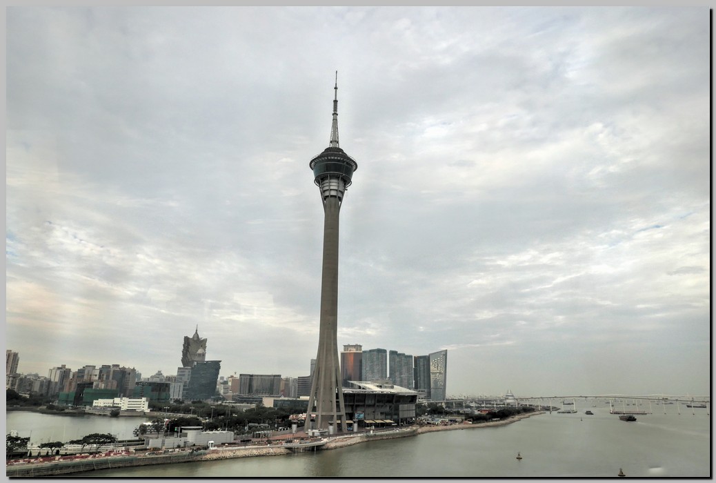 P1700499_500_501.jpg (143 KB)