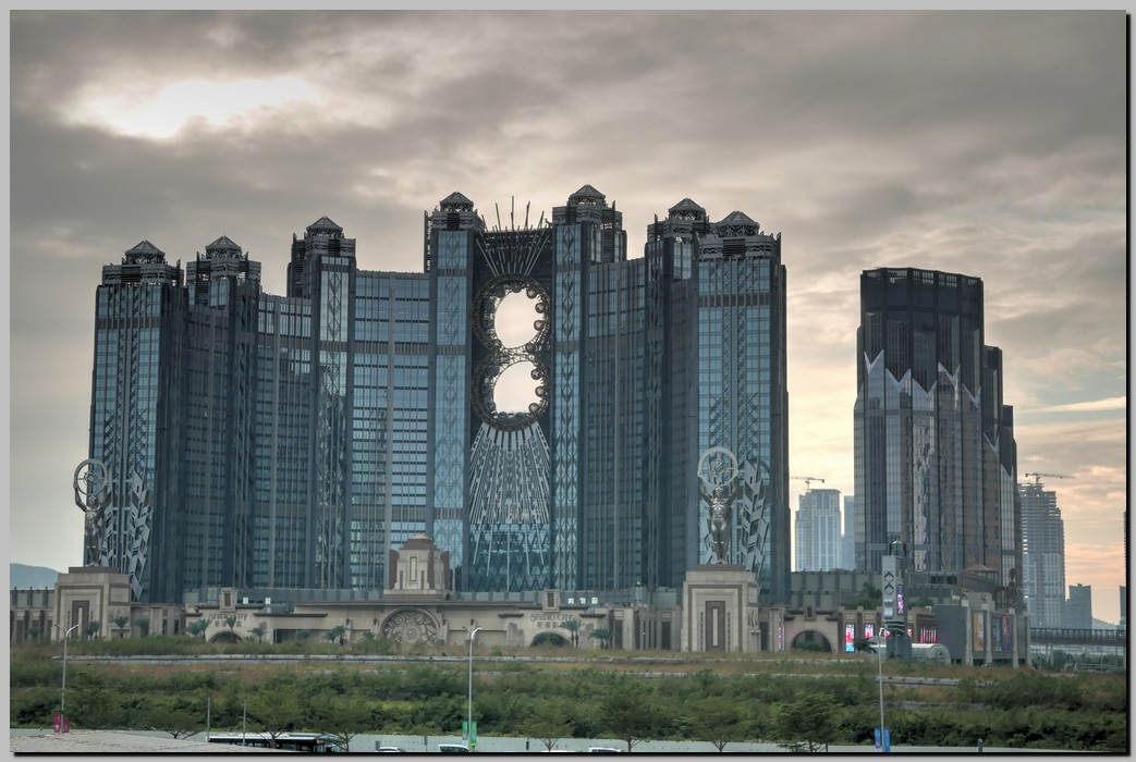 P1700520_1_2.jpg (203 KB)