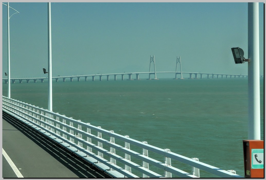 P1700745_6_7.jpg (158 KB)