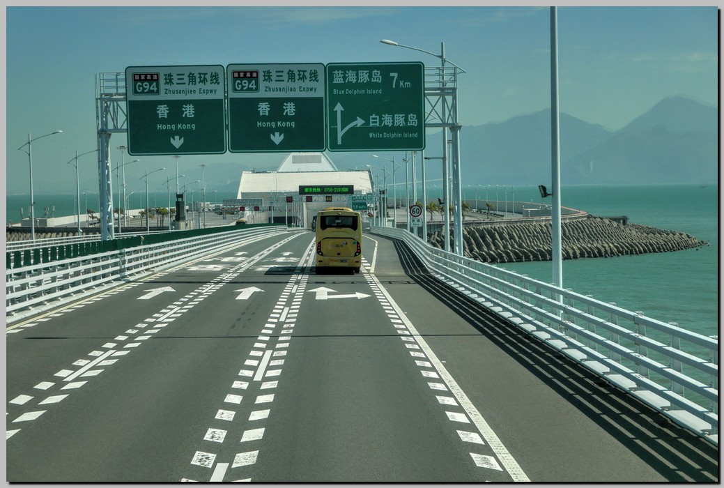 P1700787_8_9.jpg (217 KB)