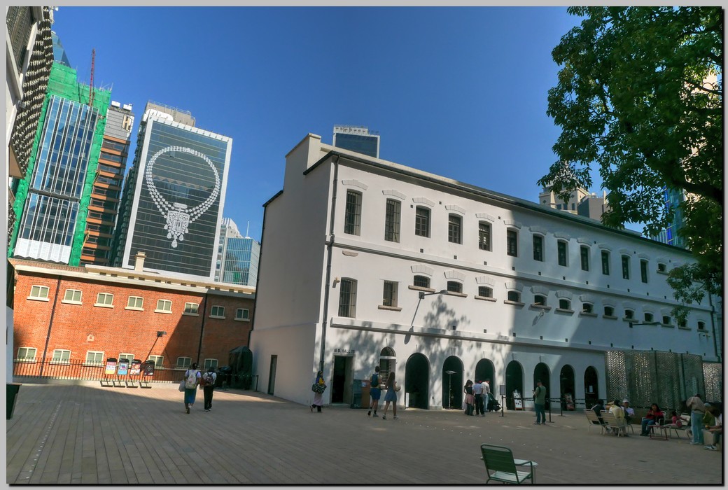 P1700887_8_9.jpg (241 KB)