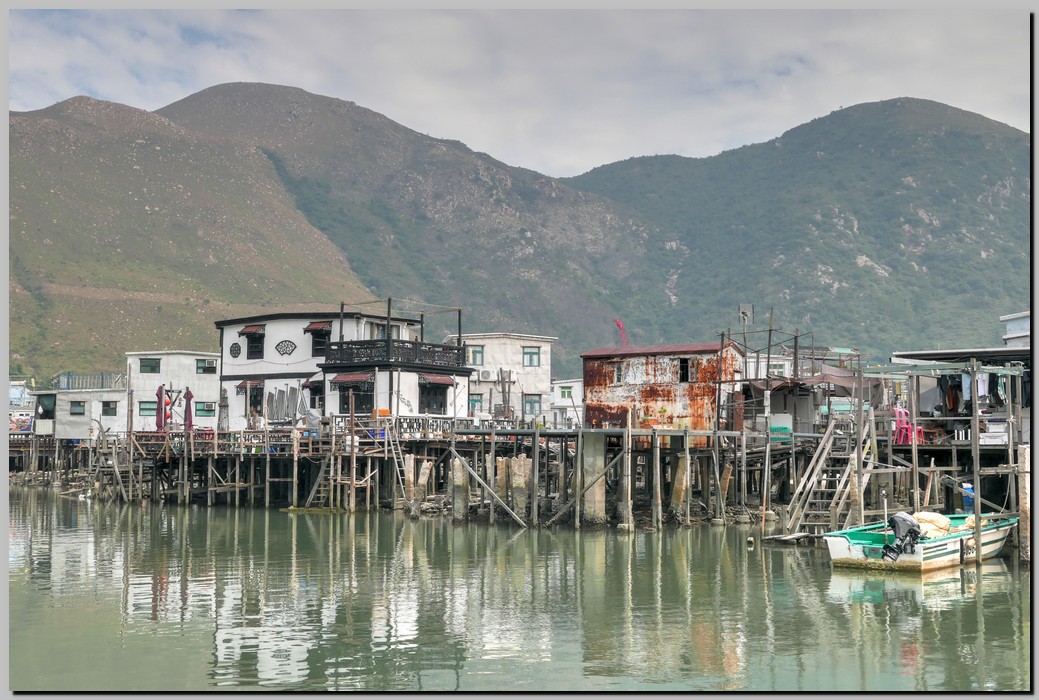 P1710120_1_2.jpg (253 KB)