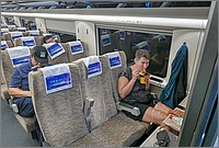 P1680478_79_80.jpg(223 KB)