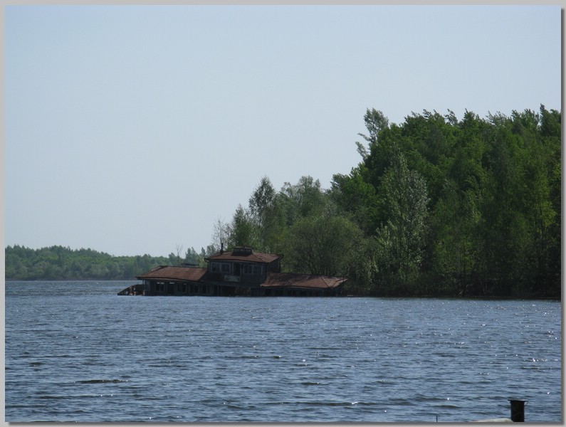 IMG_2067.JPG (96,5 KB)