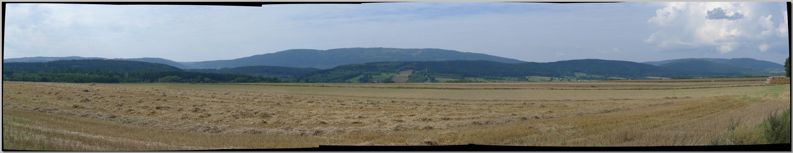 P1120381 Panorama.jpg (419 KB)
