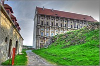 P1120589_90_91.jpg(187 KB)