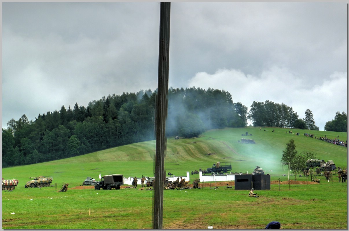 P1230985_6_7.jpg (183 KB)