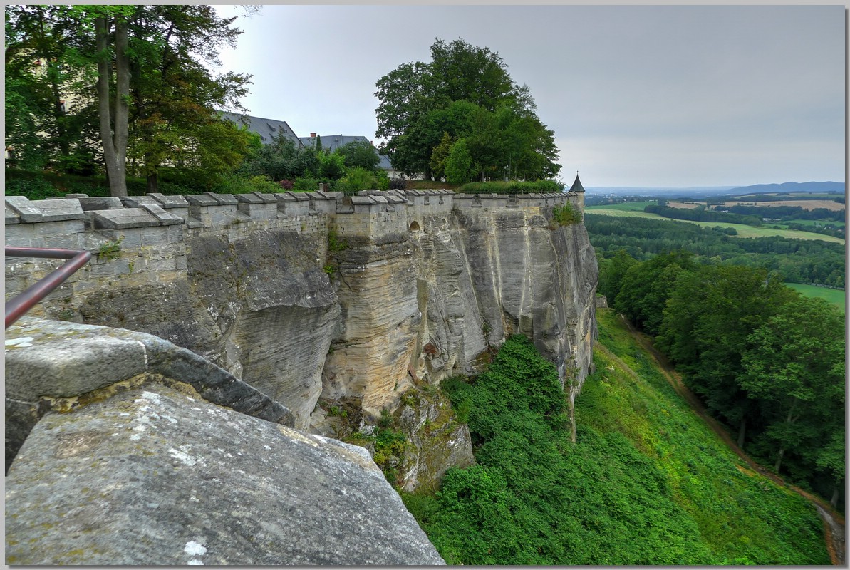 P1370080_1_2.jpg (337 KB)