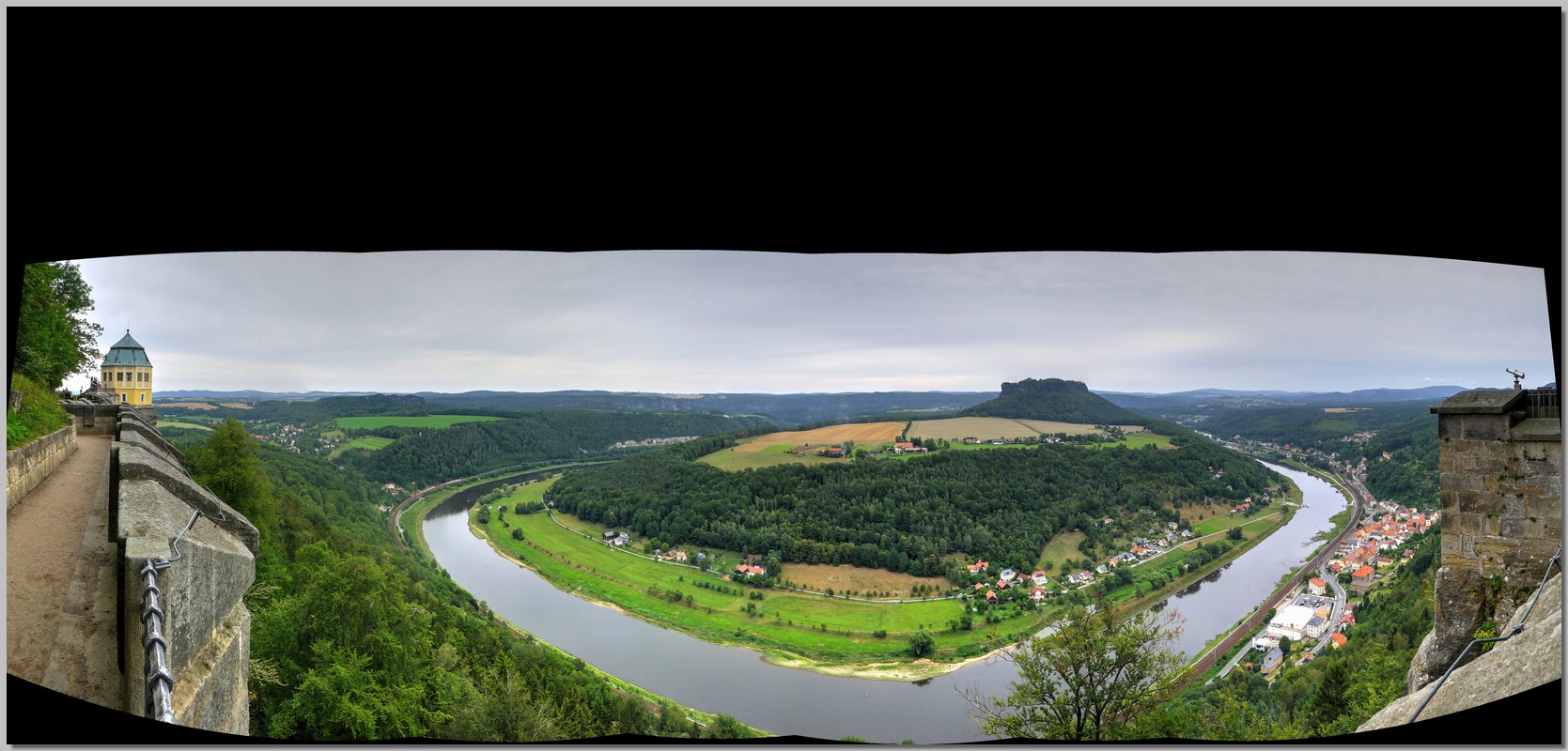 P1370101_2_3 Panorama.jpg (288 KB)