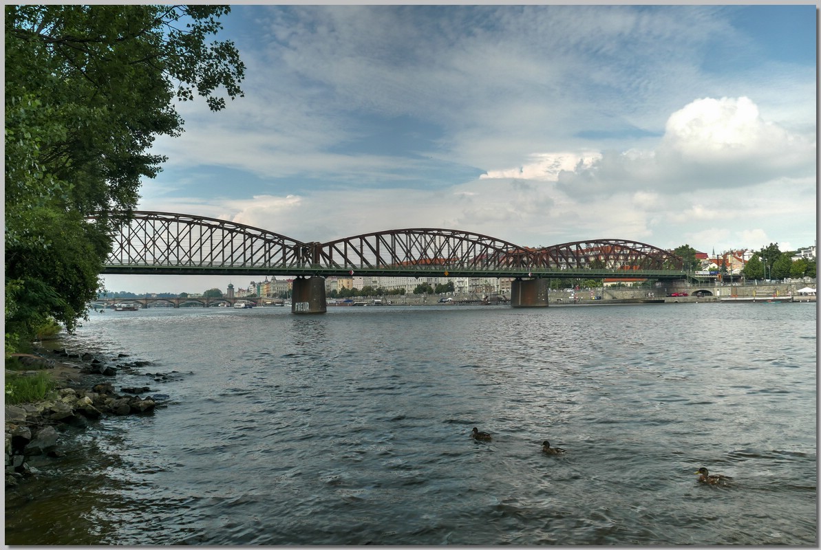P1410177_8_9.jpg (282 KB)