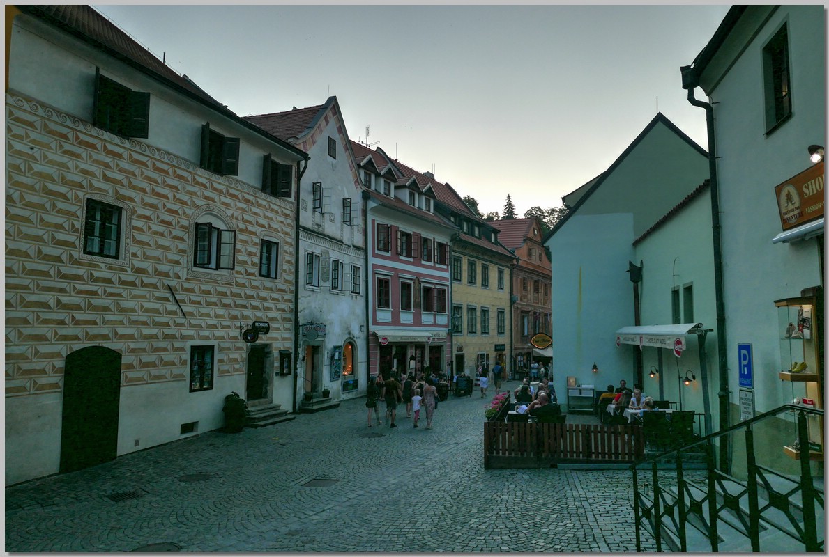 P1410430_1_2.jpg (241 KB)