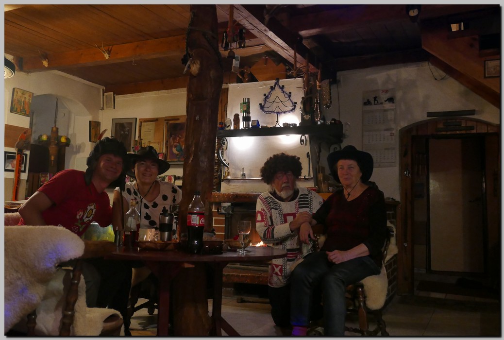 P1420335.JPG (137 KB)